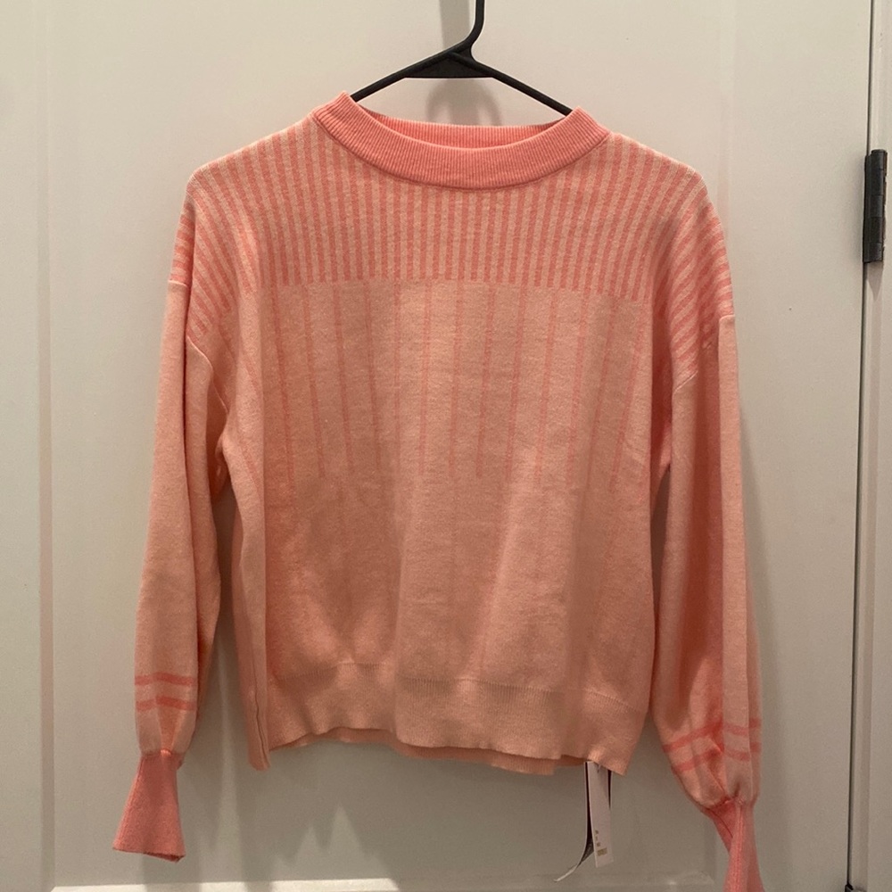 Women’s pink sweater